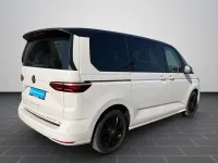 Używany VW Multivan Life 150 KM (110 kW) 2023 Biały Minivan