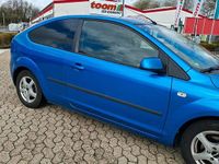 Second-hand Ford Focus 115 CP (84 kW) 2005 Albastru Coupe