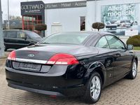 Gebraucht Ford Focus Cabriolet Titanium 145 PS (106 kW) 2010 Schwarz Cabrio