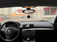 Gebraucht BMW 118 122 PS (89 kW) 2005 Silber Kleinwagen