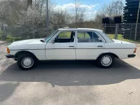 Gebraucht Mercedes E230 130 PS (95 kW) 1983 Weiß Limousine