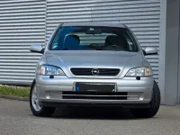 Używany Opel Astra 75 KM (55 kW) 1999 Srebrny Hatchback