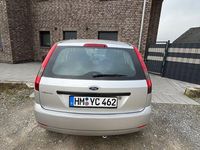 Gebraucht Ford Fiesta 69 PS (50 kW) 2004 Grau Kleinwagen