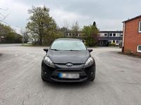 Gebraucht Ford Fiesta 97 PS (71 kW) 2012 Schwarz Kleinwagen