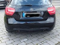 gebraucht Mercedes A250 Urban AHK +Winterräder 7G-DCT schwarz-met.