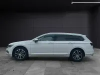 Używany VW Passat Elegance 200 KM (147 kW) 2022 Biały Kombi