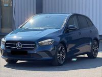 Gebraucht Mercedes B200 Progressive 163 PS (119 kW) 2019 Blau Van / Kleinbus