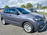 Gebraucht VW T-Cross Life 110 PS (80 kW) 2023 Grau SUV