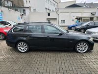 Gebraucht BMW 325 197 PS (144 kW) 2007 Schwarz Kombi