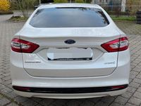 Gebraucht Ford Mondeo 188 PS (138 kW) 2015 Weiß Limousine
