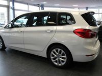 Gebraucht BMW 218 Advantage 150 PS (110 kW) 2020 Weiß Kombi