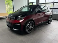 Gebraucht BMW i3 Performance 183 kW (250 PS) 2022 Aventurinrot m.akz. frozen gre Kleinwagen