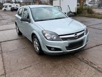 Gebraucht Opel Astra 90 PS (66 kW) 2009 Silber Limousine