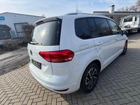 Gebraucht VW Touran Join 116 PS (85 kW) 2018 Weiß Van / Kleinbus