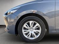 Gebraucht Mazda 2 Center-Line 75 PS (55 kW) 2022 Grau Kleinwagen
