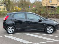 Gebraucht Ford Fiesta Trend 101 PS (74 kW) 2017 Schwarz Kleinwagen