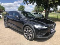 Gebraucht Volvo V60 CC 145 PS (106 kW) 2024 Kombi