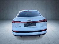 Gebraucht Audi e-tron S-Line 230 kW (313 PS) 2022 Gletscherweiß metallic SUV