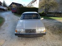 Gebraucht Volvo 760 143 PS (105 kW) 1989 Gold Limousine