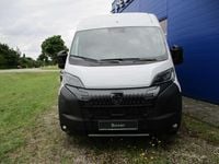 Gebraucht Peugeot Boxer 179 PS (131 kW) 2025 Weiss Van