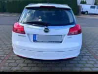 Gebraucht Opel Insignia Sport 220 PS (161 kW) 2012 Weiß Kombi