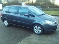 Gebraucht Opel Zafira Family 110 PS (80 kW) 2012 Karbongrau/grey (metallic) Van / Kleinbus