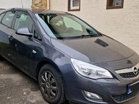 Gebraucht Opel Astra 80 PS (58 kW) 2011 Grau Kleinwagen