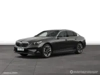 Gebraucht BMW 550e 489 PS (359 kW) 2025 Grau Limousine