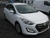 Gebraucht Hyundai i30 Classic 101 PS (74 kW) 2017 Weiß Kombi