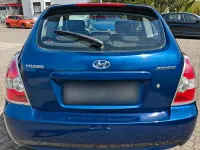 Usata Hyundai Accent 97 CV (71 kW) 2007 Blu Berlina
