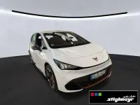 Gebraucht Cupra Born e-Boost 169 kW (231 PS) 2023 Eisweiß Kleinwagen