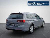 Gebraucht VW Passat Conceptline 150 PS (110 kW) 2023 Mondsteingrau Kombi