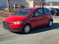 Gebraucht Mitsubishi Colt 75 PS (55 kW) 2010 Rot Kleinwagen