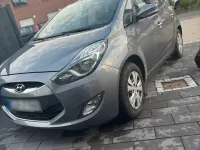 Gebraucht Hyundai ix20 90 PS (66 kW) 2008 Grau Kleinwagen
