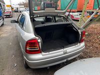 Gebraucht Opel Astra Njoy 84 PS (61 kW) 2003 Silber Limousine