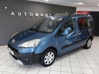 Gebraucht Peugeot Partner Tepee Tendance 109 PS (80 kW) 2008 Blau Van / Kleinbus