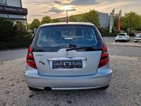 Gebraucht Mercedes A150 Avantgarde 95 PS (69 kW) 2006 Silber Limousine