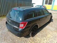 Gebraucht Opel Astra 125 PS (91 kW) 2010 Schwarz Kombi