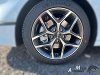 Neu Kia Ceed 140 PS (102 kW) 2025 Cararraweiss Kleinwagen