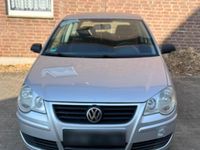 Gebraucht VW Polo 64 PS (47 kW) 2005 Silber Kleinwagen