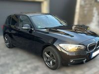 Gebraucht BMW 118 Advantage 136 PS (100 kW) 2015 Schwarz Kleinwagen