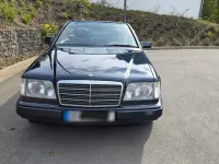Second-hand Mercedes E200 Edition 136 CP (100 kW) 1997 Negru Cabrio