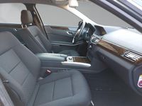 Gebraucht Mercedes E300 252 PS (185 kW) 2011 Tenorit grey  metallic paint Limousine
