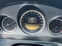 Gebraucht Mercedes E250 Avantgarde 204 PS (150 kW) 2011 Grün Cabrio