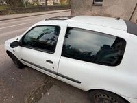 Gebraucht Renault Clio II Expression 75 PS (55 kW) 2001 Weiß Limousine