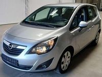 Używany Opel Meriva Edition 120 KM (88 kW) 2012 Srebrny Minivan