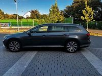 Gebraucht VW Passat 239 PS (175 kW) 2015 Grau Kombi