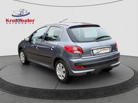 Gebraucht Peugeot 206+ Basis 75 PS (55 kW) 2010 Grau Kleinwagen