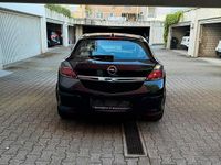 Gebraucht Opel Astra GTC 140 PS (102 kW) 2006 Schwarz Kleinwagen