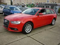 Gebraucht Audi A4 Ambiente 150 PS (110 kW) 2014 Rot Kombi